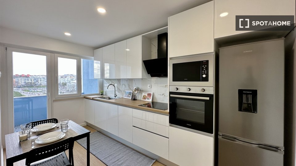Double room Lisbon, 2 beds, 45m² — photo 9