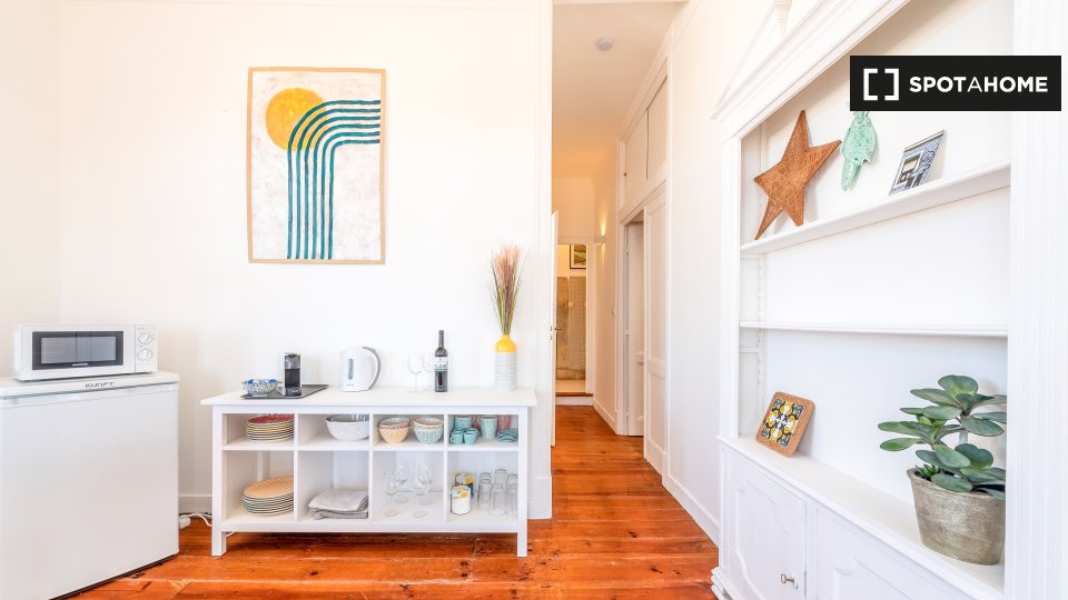 Apartment Lisbon, 1 bed, 70m² — photo 14