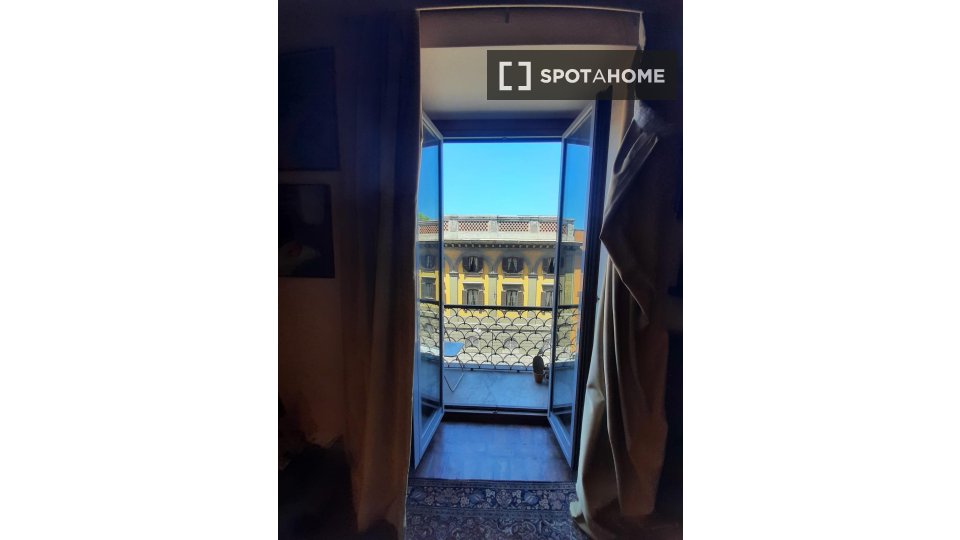 Double room Rome, 3 beds — photo 82