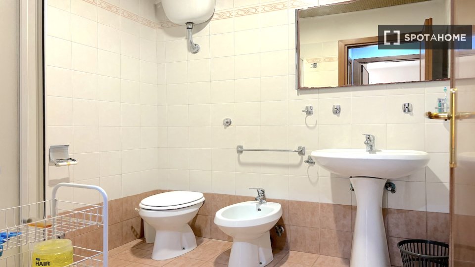 Double room Rome, 33 beds — photo 46