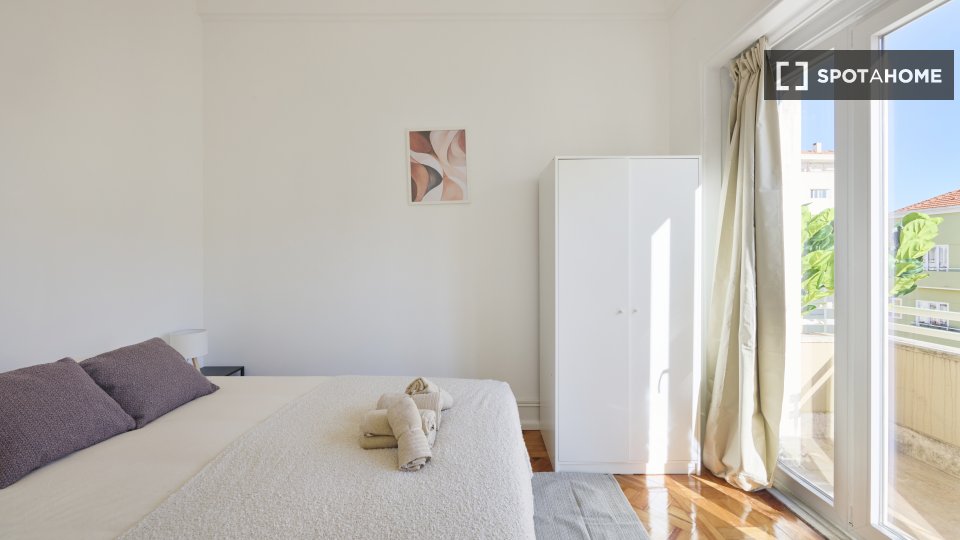 Double room Lisbon, 11 beds — photo 21