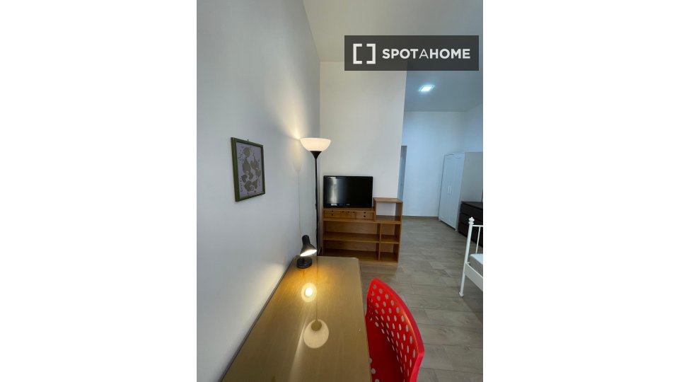 Apartment Naples, 1 bed — photo 4