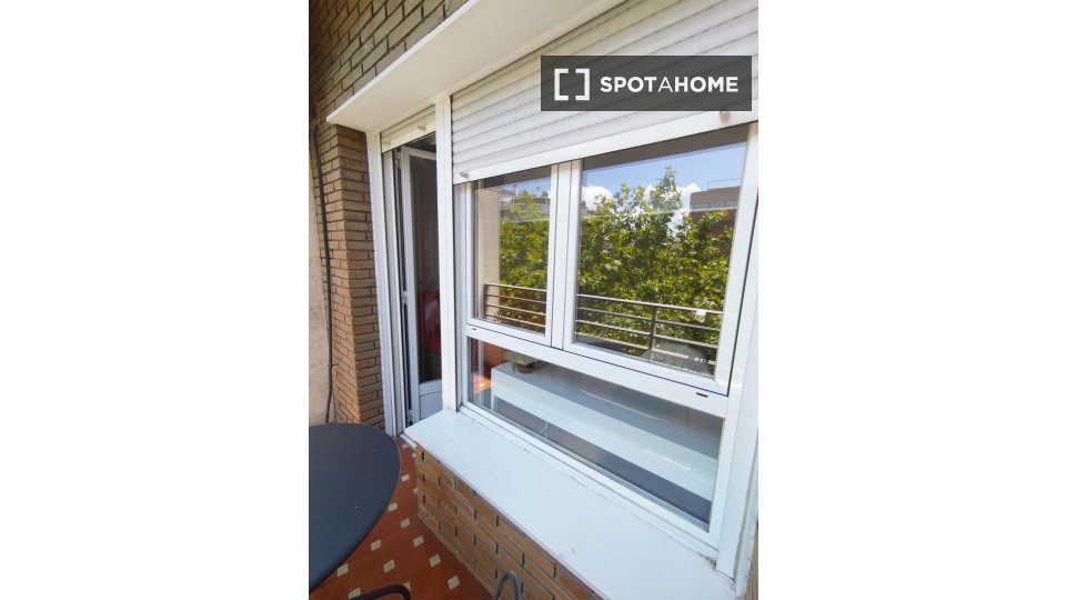 Double room Madrid, 4 beds, 120m² — photo 38