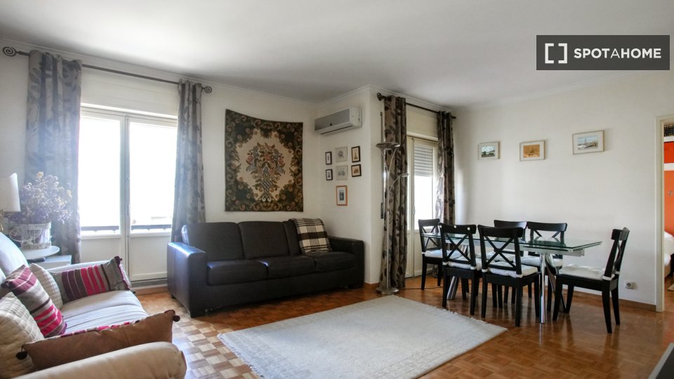 Apartment Lisbon, 1 bed — photo 18