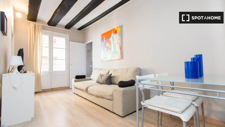 Apartment Barcelona, 2 beds, 55m² — photo 3