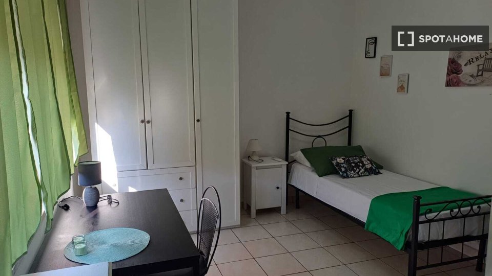 Double room Rome, 16 beds, 200m² — photo 34