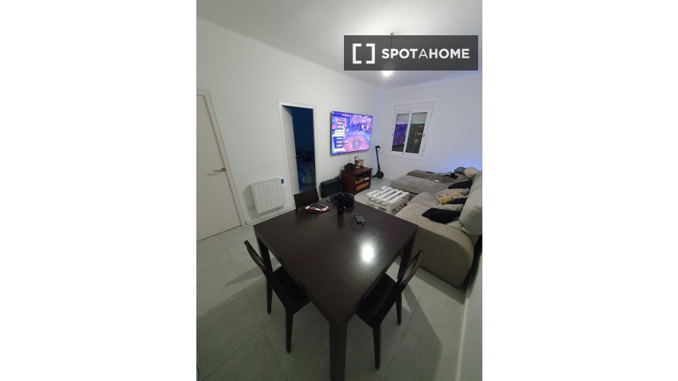 Double room Barcelona, 2 beds, 60m² — photo 8