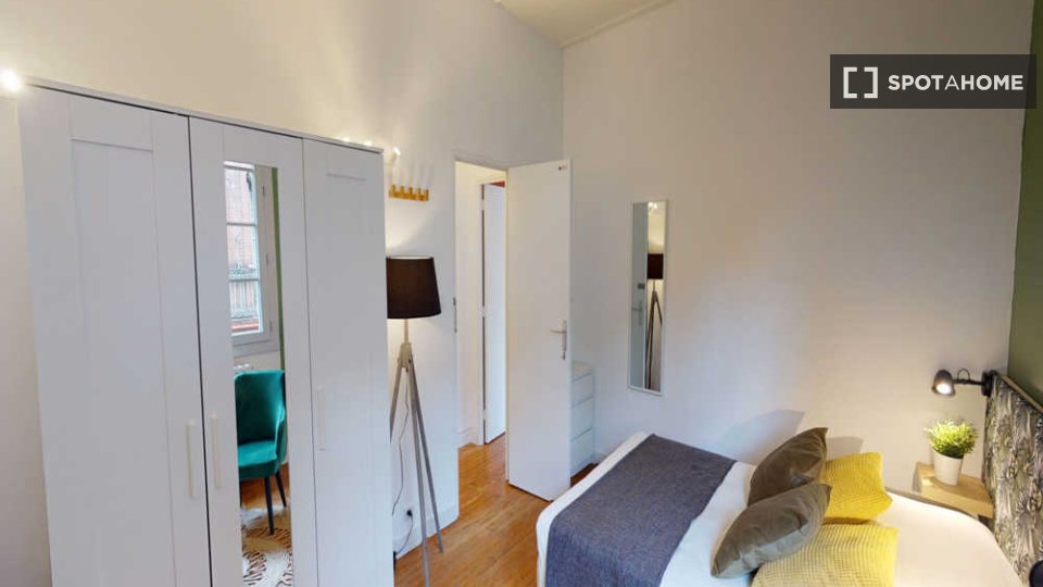 Double room Toulouse, 5 beds, 100m² — photo 15