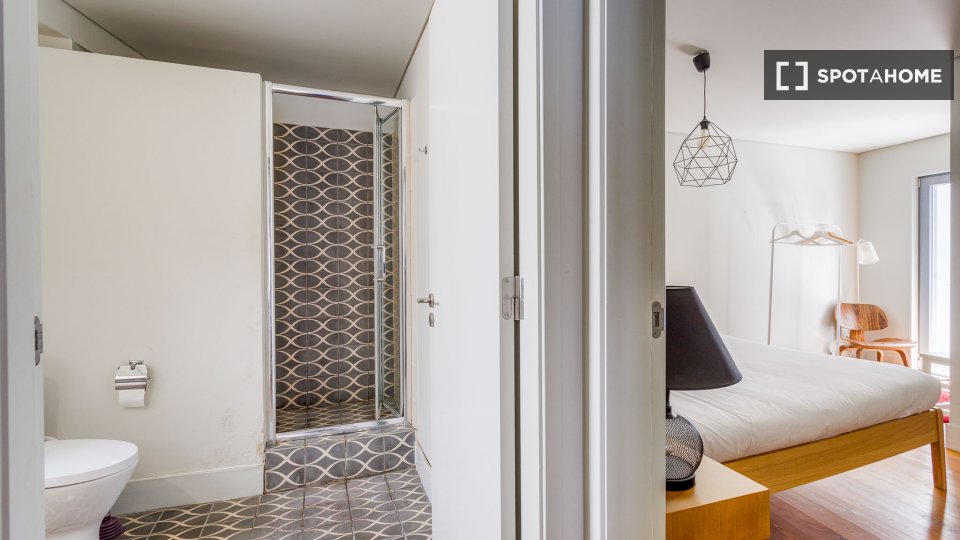 Apartment Lisbon, 2 beds — photo 48