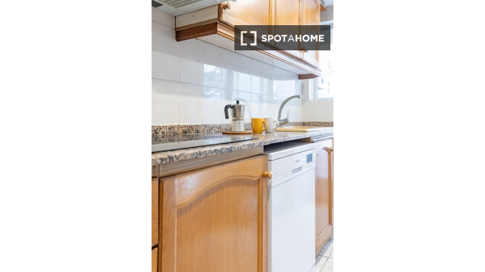 Apartment Valencia, 4 beds — photo 33