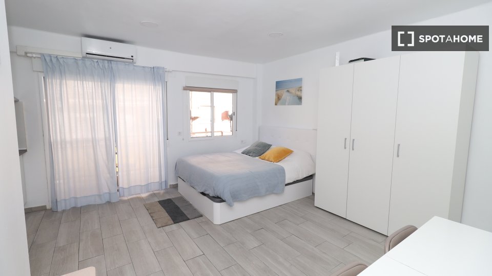 Double room Valencia, 4 beds — photo 33