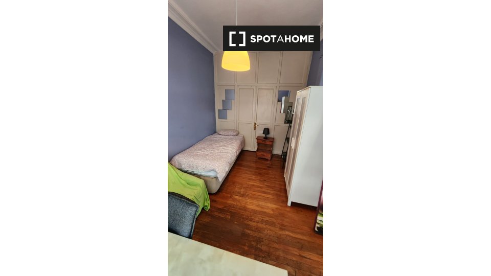 Double room Istanbul, 4 beds — photo 12