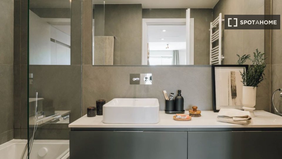 Apartment Lisbon, 1 bed — photo 6