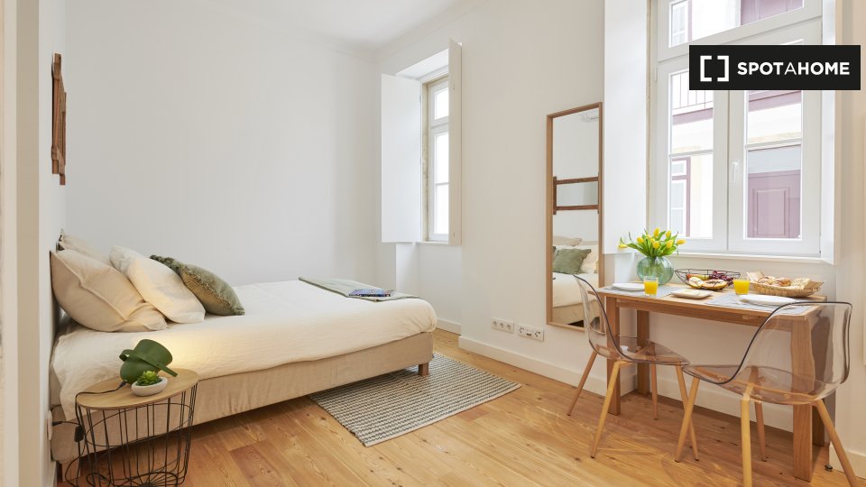Apartment Lisbon, 1 bed, 70m² — photo 8