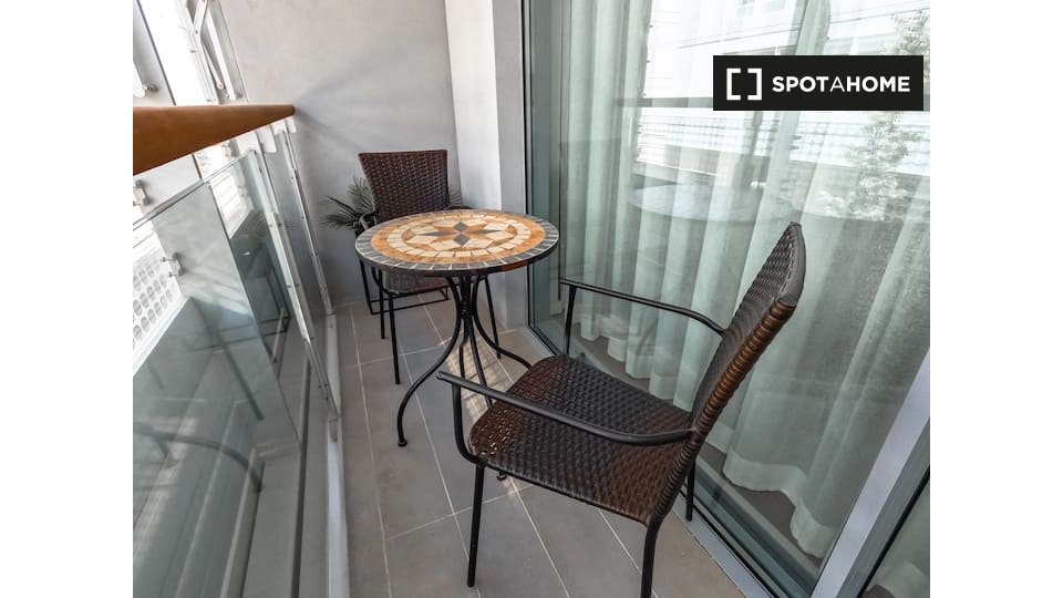 Apartment Lisbon, 1 bed — photo 11