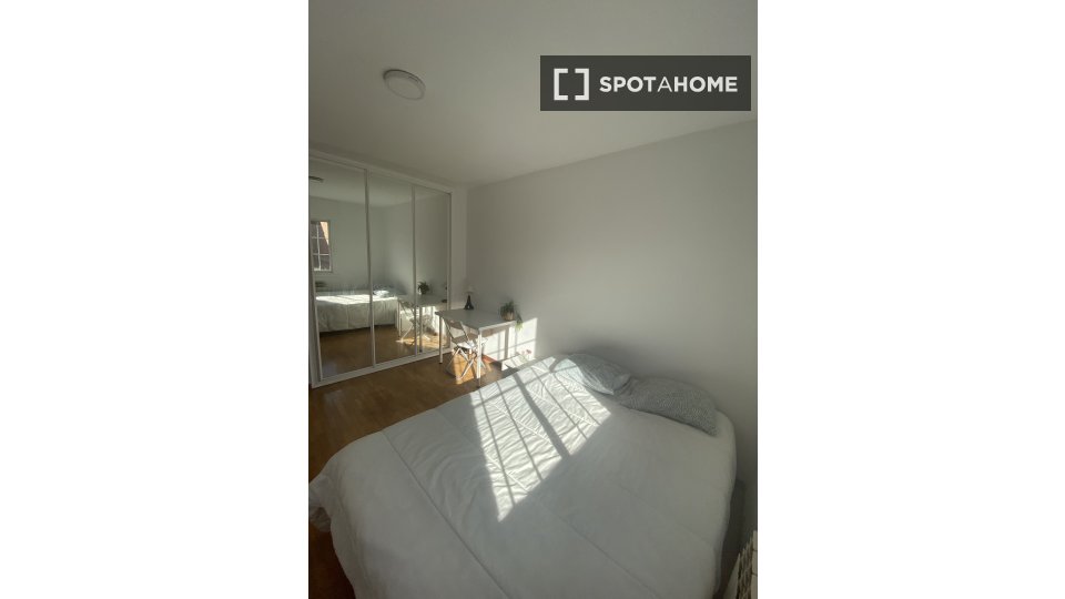 Double room Madrid, 4 beds, 70m² — photo 24