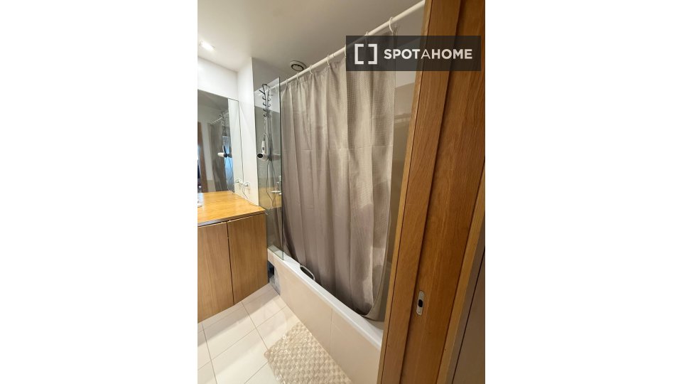 Double room Porto, 2 beds, 38m² — photo 11