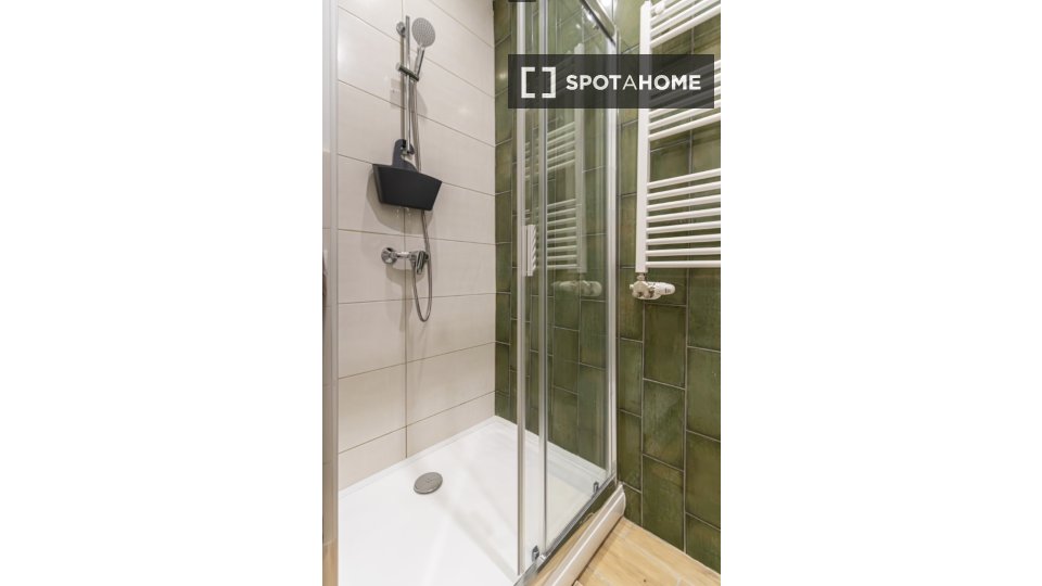 Apartment Budapest, 3 beds, 96m² — photo 12