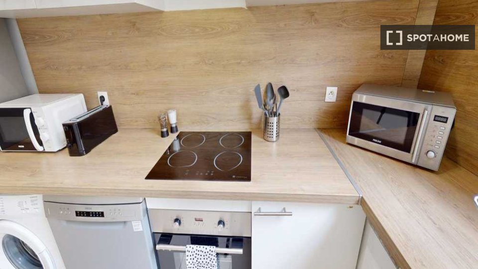 Double room Paris, 5 beds, 120m² — photo 15