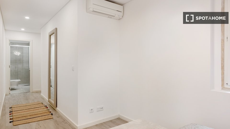 Apartment Lisbon, 3 beds — photo 6
