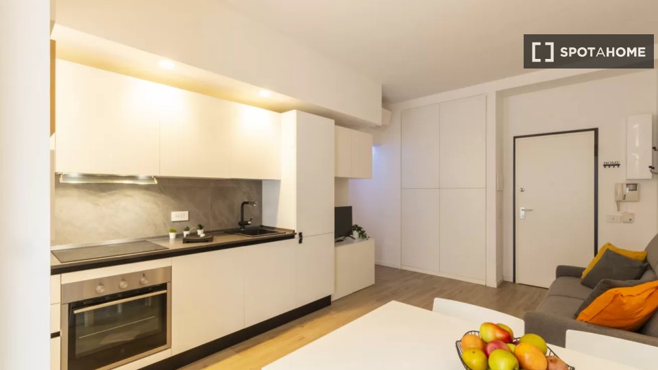 Apartment Milan, 1 bed, 50m² — photo 15