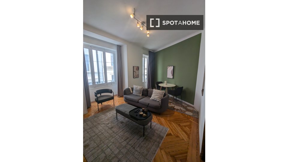 Appartamento con 1 camera da letto in affitto a Palacio, Madrid - in Madrid