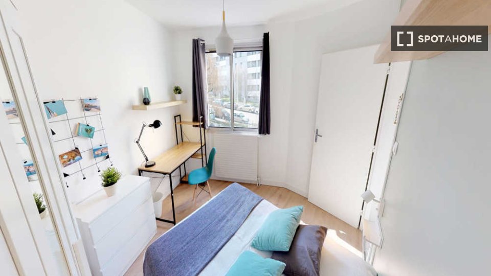 Double room Lyon, 4 beds, 100m² — photo 3