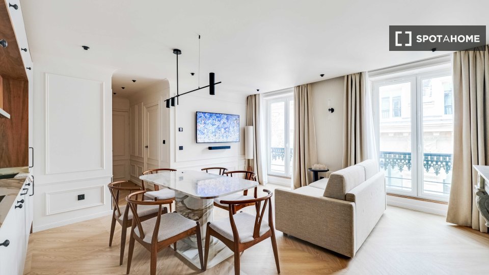 Apartment Paris, 2 beds, 86m² — photo 1