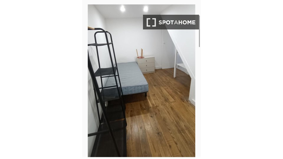 Apartment mono Coimbra, 35m² — photo 12