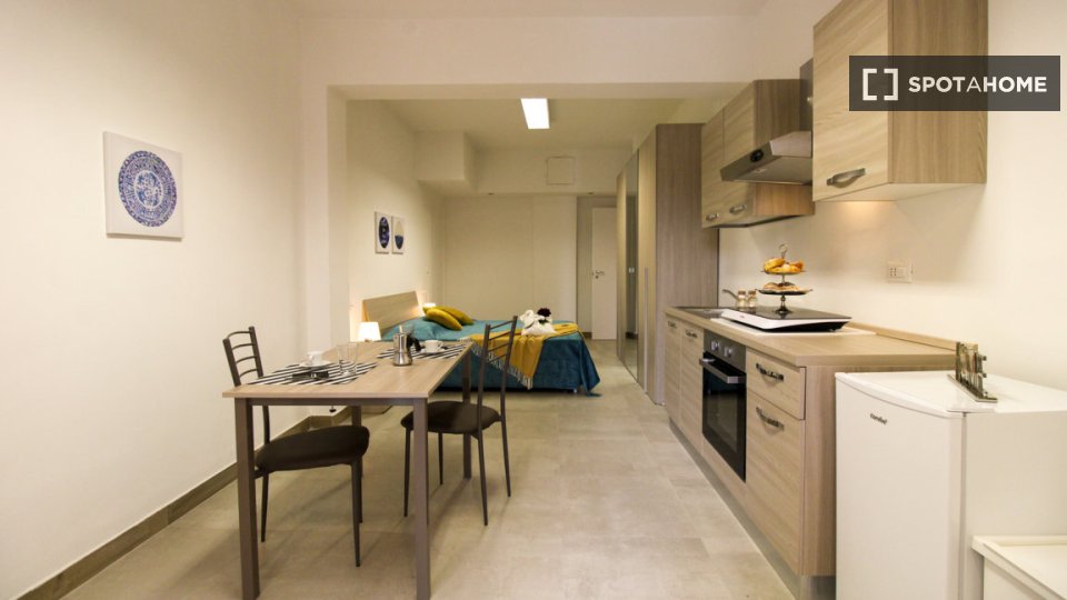 Double room Bologna, 7 beds — photo 43