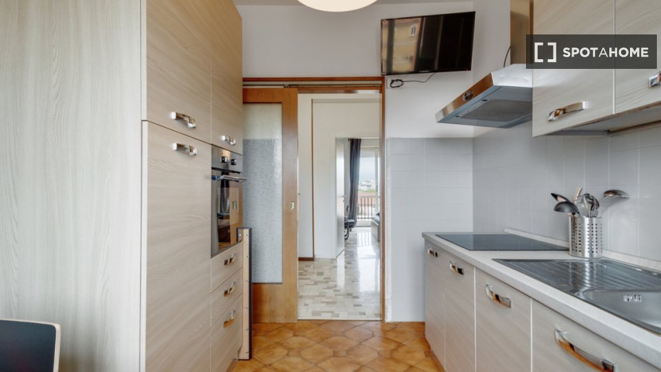 Double room Milan, 3 beds, 105m² — photo 9
