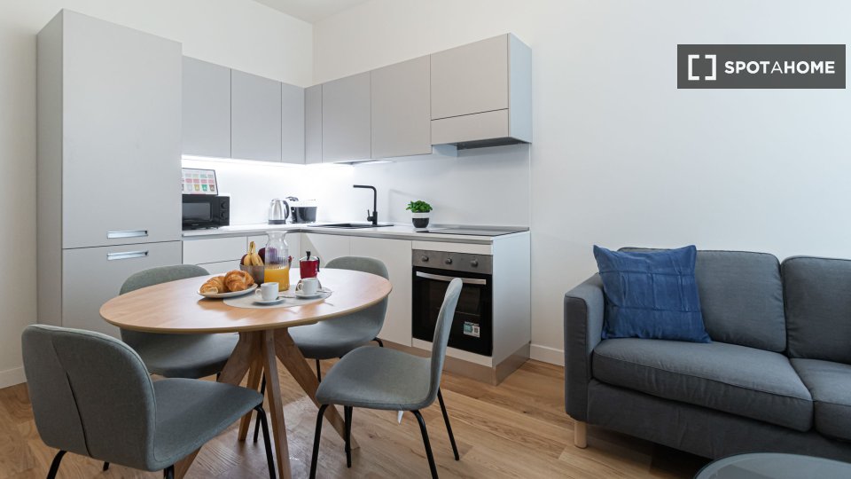 Apartment Milan, 1 bed, 52m² — photo 17