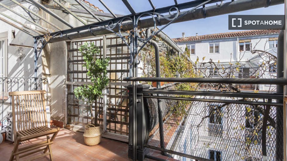 Double room Madrid, 3 beds — photo 31