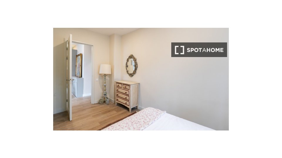 Double room Barcelona, 2 beds, 382m² — photo 14
