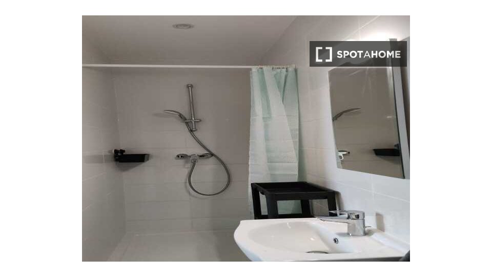 Double room Brussels, 9 beds — photo 3