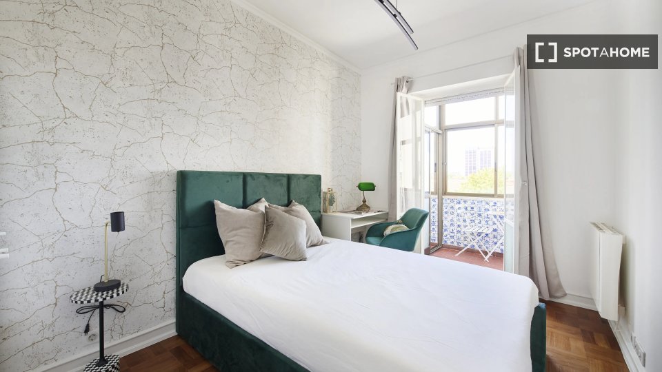 Double room Lisbon, 7 beds — photo 1