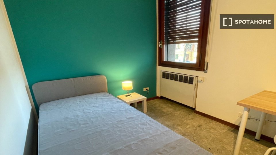 Double room Bologna, 12 beds, 150m² — photo 21
