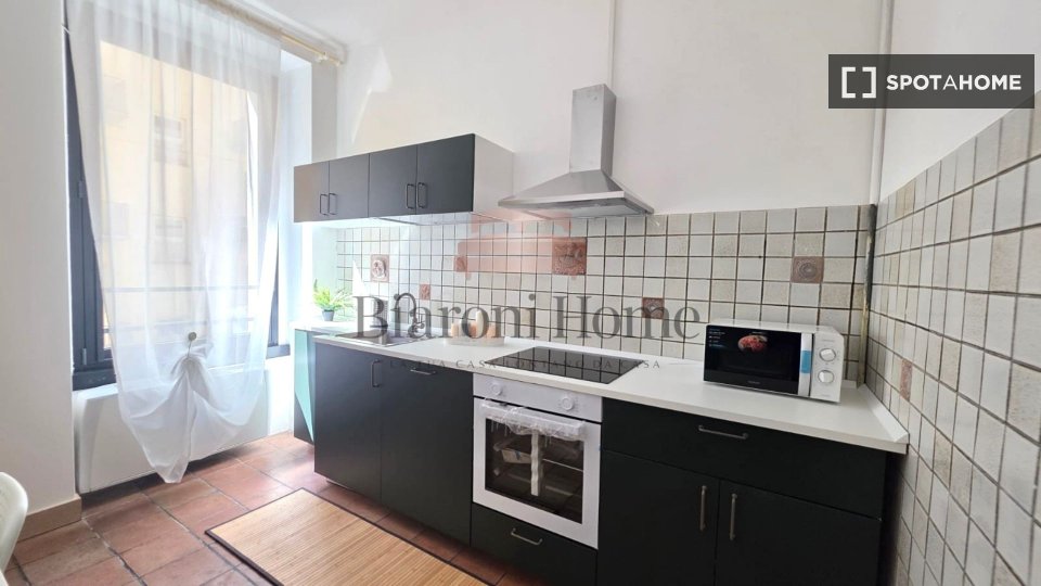 Double room Milan, 7 beds, 100m² — photo 5