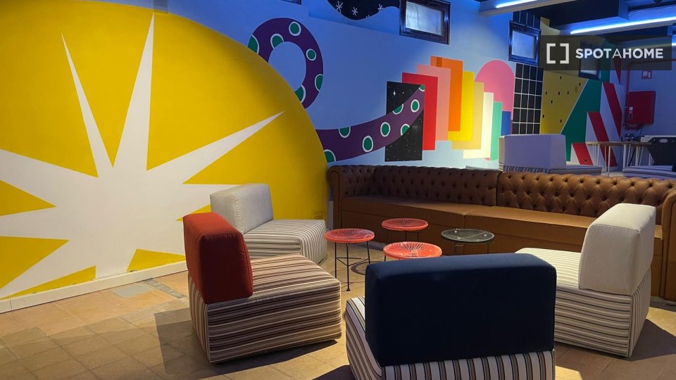 Double room Madrid, 20 beds, 5000m² — photo 15
