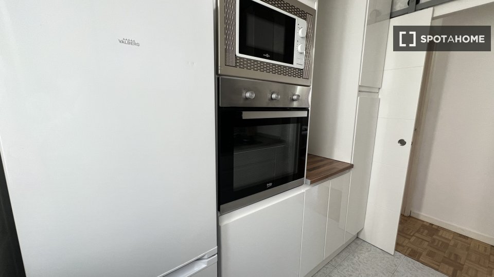 Apartment Madrid, 2 beds — photo 15