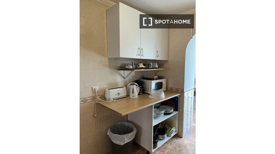 Double room Lisbon, 6 beds — photo 5