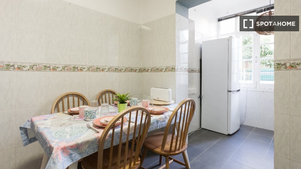 Apartment Lisbon, 2 beds — photo 18