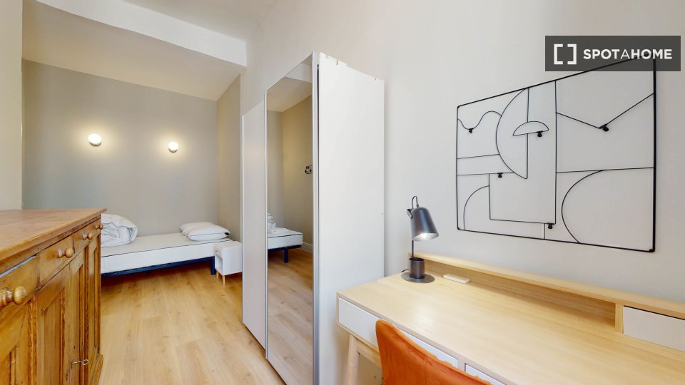 Double room Montpellier, 18 beds — photo 18