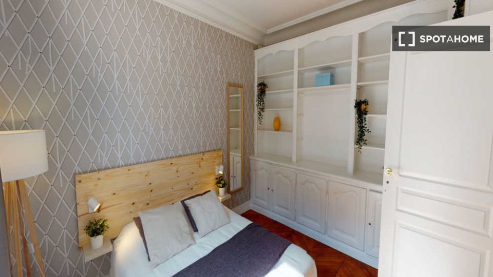 Double room Paris, 6 beds, 130m² — photo 27