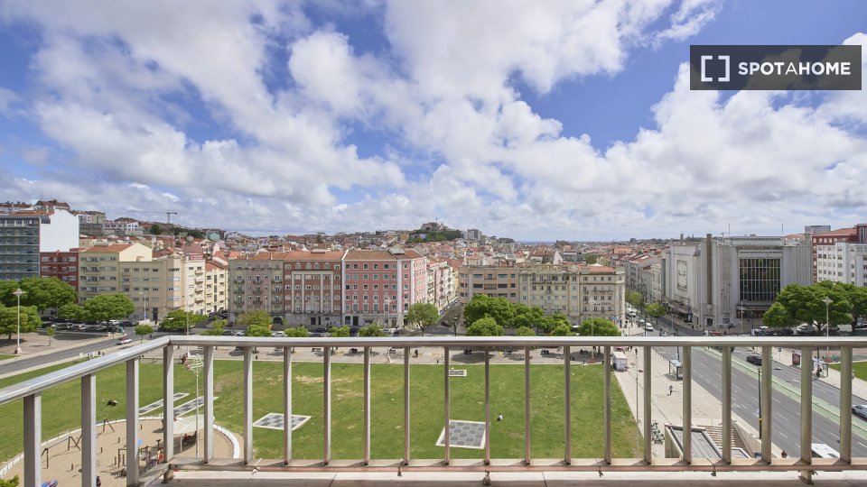 Double room Lisbon, 4 beds — photo 5