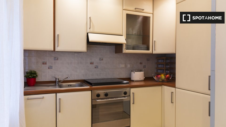 Apartment Milan, 1 bed, 70m² — photo 8