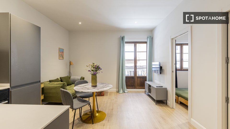 Apartment Madrid, 2 beds — photo 1