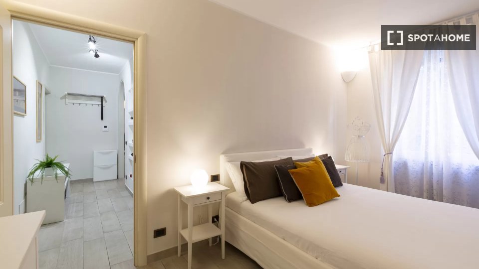 Apartment Milan, 1 bed, 50m² — photo 2