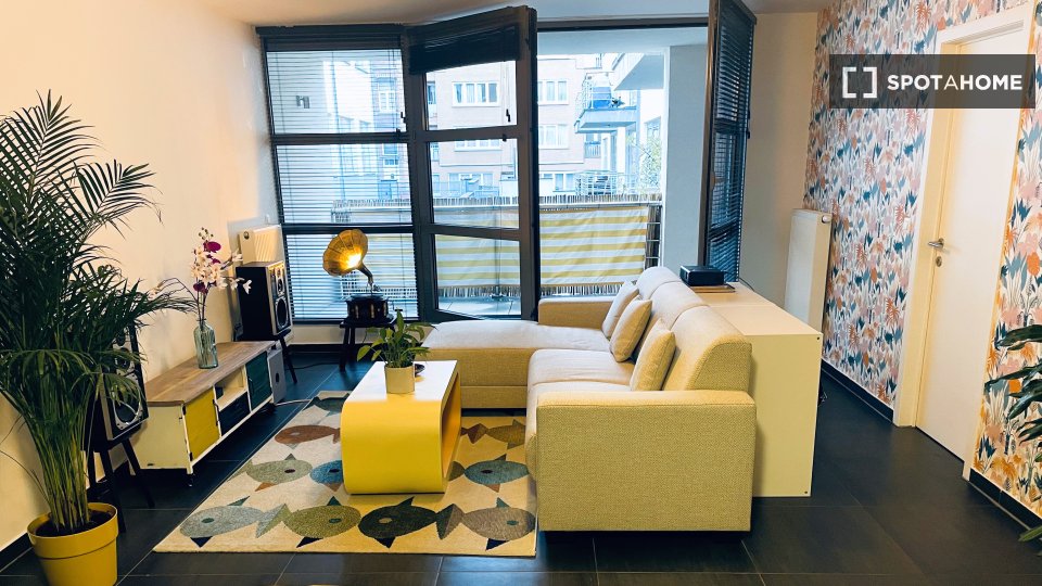 Apartment Brussels, 2 beds, 90m² — photo 1