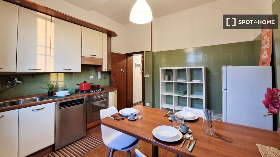 Double room Bologna, 3 beds — photo 10